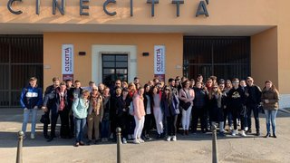 approaching-social-issues-by-films - approaching-social-issues-by-films-4