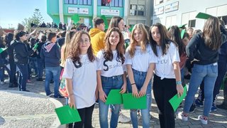 fighting-cyber-bullying-with-some-blue-used-old-and-new-traditions - fighting-cyber-bullying-with-some-blue-used-old-and-new-traditions-1